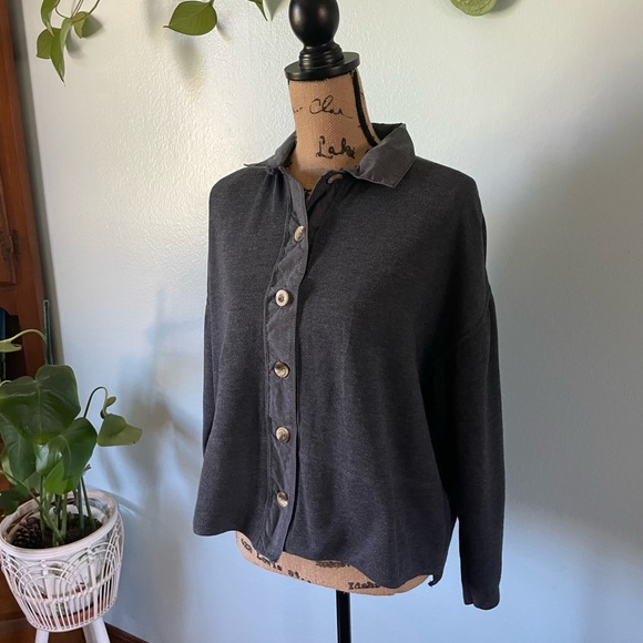 Vintage 90s Express Tricot Collared Button Front Knit Long Sleeve in Grey Blue - Picture 5 of 10